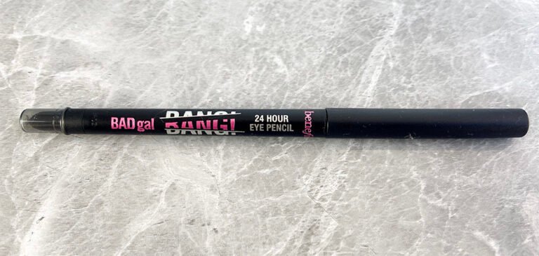 Resenha Delineador Benefit BadGal Bang