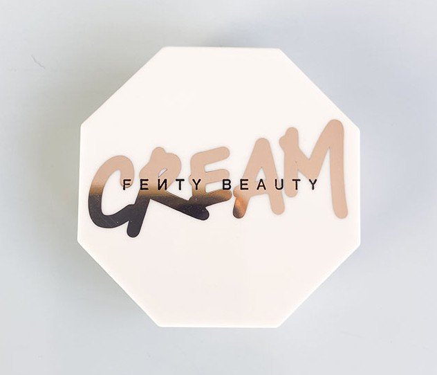 Resenha Blush Fenty Beauty Cheeks Out